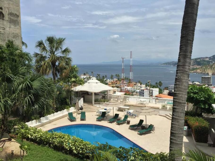 Villa Palmitas Acogedor Departamento Nivel Piscina Gigante Jardines Acapulco Exterior foto